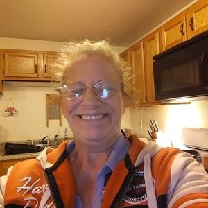 Meet your Posher, June